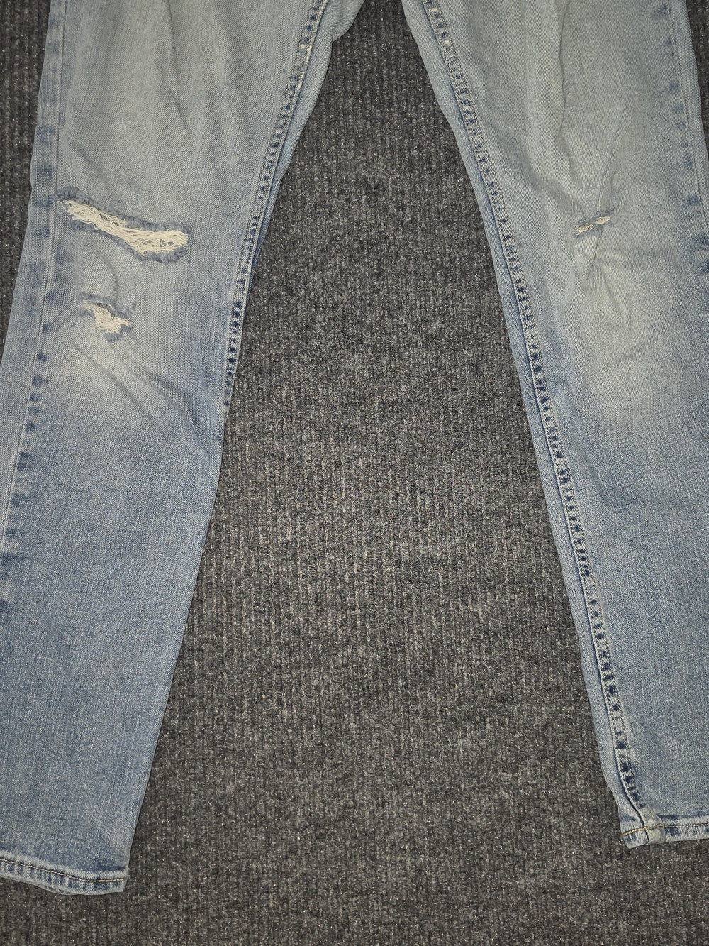 Hollister Light Wash Skinny Jeans with Distressing - Picture 3 of 7